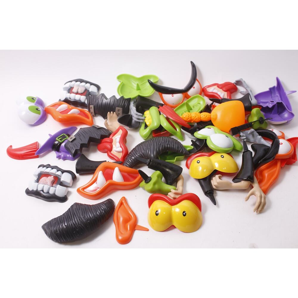 Mr Potato Head Halloween Push-in Toy Parts Pumpkin Parts ~ 260205-WH 948